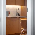 Fresh & Functional I Pool I Cohost Apartment
