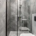 Apartment Fresh & Functional I Pool I Cohost