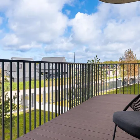 Daire Fresh & Functional I Pool I Cohost