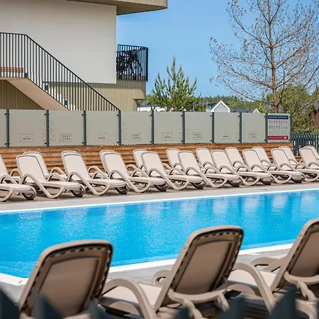 Fresh & Functional I Pool I Cohost * Palanga