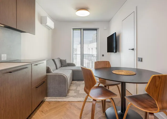 Fresh & Functional I Pool I Cohost * Palanga