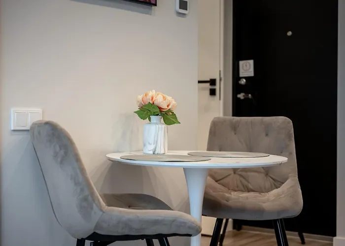 Fresh & Functional I Pool I Cohost Apartamento